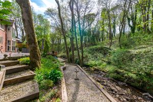 Photo 2- click for photo gallery